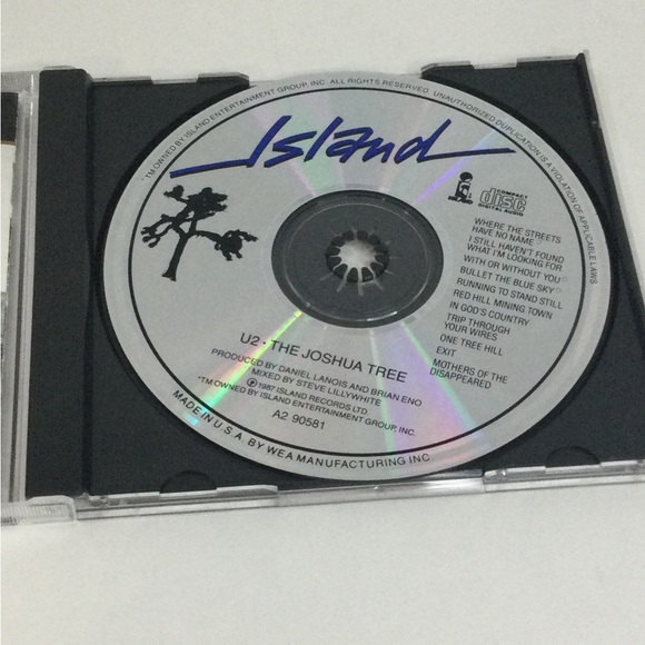 U2-The Joshua Tree Pre-Owned Music CD - Picture 6 of 7